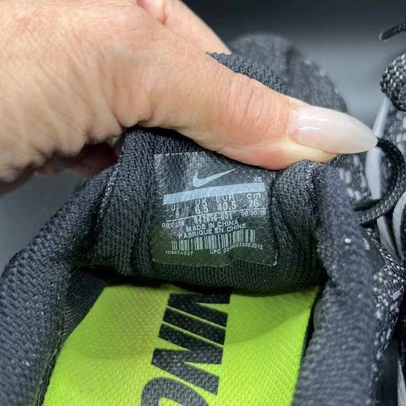 Nike Air Zoom Pegasus 35, size 9 - Picture 6 of 7